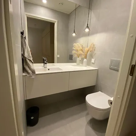 Arctic Riverside Design Apartment